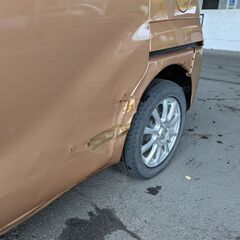 冬タイヤ交換済み!!左側後ろドアとその周辺凹みとキズ　平成26年式デイズルークス　車検令和9年6月までの画像