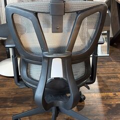 美品 ニトリ リクライニングオフィスチェア OC701 GYの画像