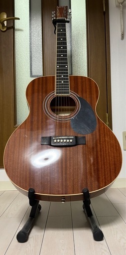 アコースティックギター(スタンド付き)