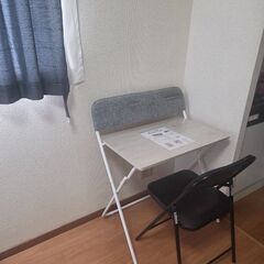 オフィス用机と椅子無料で渡します！の画像
