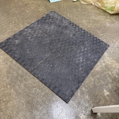フロアマット　1枚50円の画像