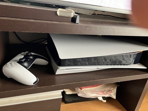 PS5　CFI-1100A01  
25.26日取り引き可能な方