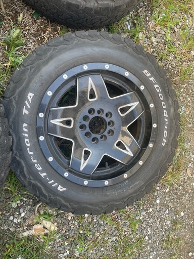 値下げ！FUEL 17インチ 9Jタイヤホイールセ 