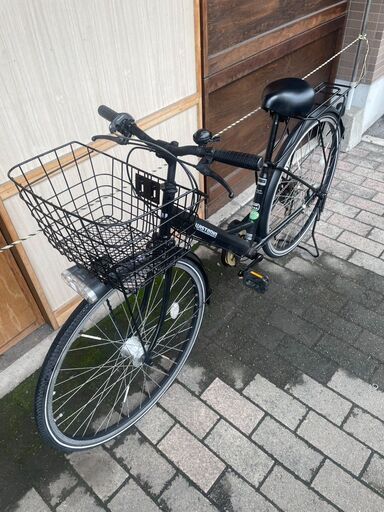 リサイクルショップどりーむ荒田店　No512 　自転車　２７インチ　シティサイクル　ギア切り替え６段変速　LEDオートライト付き♪　フラットハンドルタイプで乗りやすい♪  状態良好♪