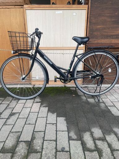 リサイクルショップどりーむ荒田店　No512 　自転車　２７インチ　シティサイクル　ギア切り替え６段変速　LEDオートライト付き♪　フラットハンドルタイプで乗りやすい♪  状態良好♪