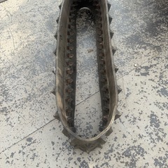 コンバイン用ゴムクローラー・ゴムキャタ・中古品・ブリヂストン330ｘ40ｘ79WP・2本1組の画像