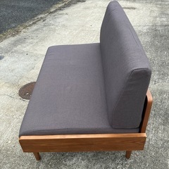 【WeDOstyle/ソファ】大塚家具　木製フレーム　2人掛け　2P ブランド家具　二人掛け　インテリア　ウッド　木製【幅120奥75座面高37背高80】の画像