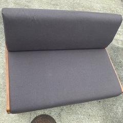 【WeDOstyle/ソファ】大塚家具　木製フレーム　2人掛け　2P ブランド家具　二人掛け　インテリア　ウッド　木製【幅120奥75座面高37背高80】の画像