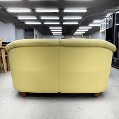 【超美品‼️】定価数十万♪ マルニ木工 150cm幅2人掛けソファ 2P ラヴソファ ソフトレザー製♪  の画像