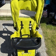 ２人乗りベビーカーの画像