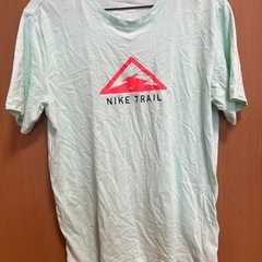 NIKE Tシャツ　Mサイズの画像