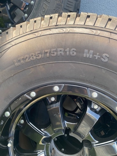 タイヤホイールMKW MK46 16インチ×8J 6穴