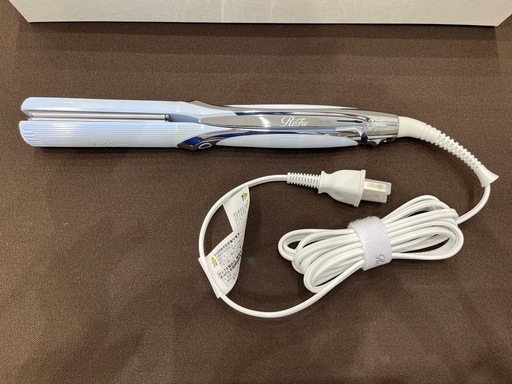 【ジャングルジャングル岸和田和泉インター店】☆極美品☆ リファ ストレートアイロンプロ ホワイト RE-AT-02A  ヘアアイロン 