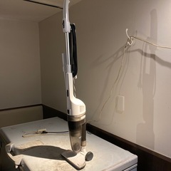 【ジャンク品】スティック掃除機ツインバードの画像