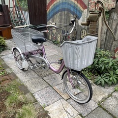 【5560】大人用三輪車　ブリヂストン　前18後16インチ　28,100円（防犯・税込）の画像