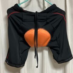 ★★　自転車用ショートパンツ（レーサーパンツ）　サイトウインポート　Mサイズ　（中古）　★★の画像