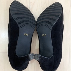 パンプス ローヒール ブラック 黒 靴 ストレッチ 履きやすいの画像