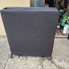 折りたたみベッドの画像