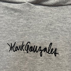 MARK GONZALESパーカーの画像