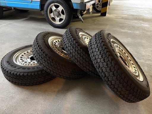 ジムニー使用　タイヤホイールセット