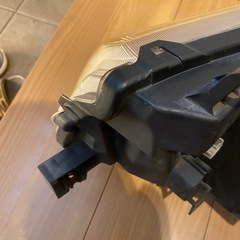 デリカD5ベッドライト左右の画像