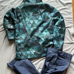 ACT VERSION 　アクトバージョン　スキー　スノボ ウェア　Mサイズの画像