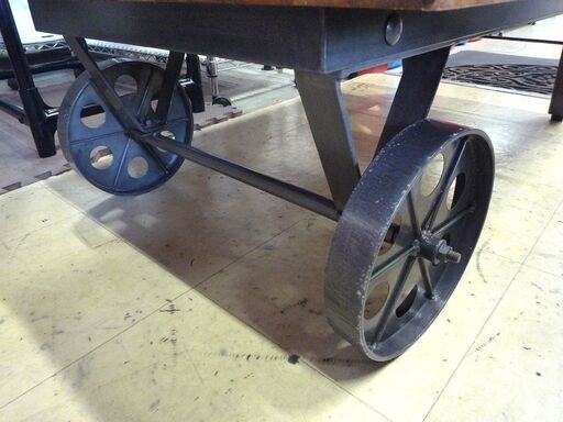 ローテーブル インダストリアル調 車輪付き 天板 約110cm×約60.5cm テーブル 座卓 センターテーブル 札幌市東区 新道東店