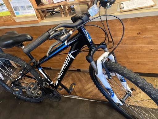 【前後タイヤ・チューブ新品！】フロントサスペンション付き　3×7速　26インチMTB ブラック