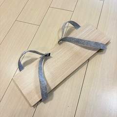 壁掛けシェルフの画像