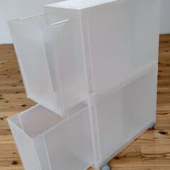 ポリプロピレン・キャスター付収納BOX小　今月末までのお取引ですの画像