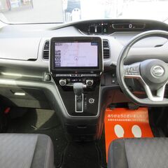 日産　セレナ　ハイウェイスター★1年保証★ロードサービス付　後期型　専用アルパイン１１型ナビ　地デジ　アラウンドビュー　Ｂｌｕｅｔｏｏｔｈ　アルパイン後席モニター　両側パワースライド（左側ハンズフリー可）　クルコン　ＥＴＣ　ＬＥＤヘッド　純正１６ＡＷの画像