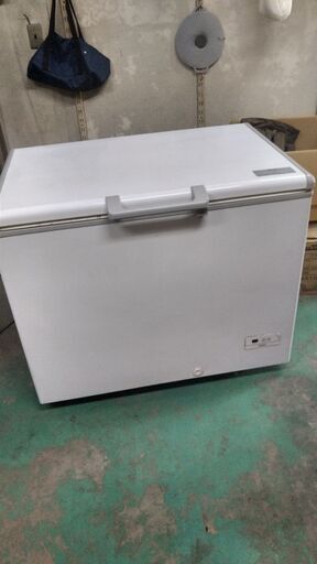 【10/15最終値下げ】冷凍ストッカー鍵付き