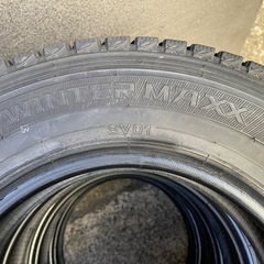 914-4)はめ替え込み！145/80R12 80/78N LT ダンロップスタッドレス中古4本セット！2019年製ウインターマックスSV01の画像