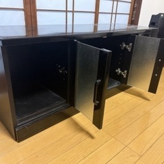 【無料】収納付き黒いテレビ台　締切9/26の画像
