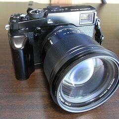 ★ユーズド品・Fujifilm X-Pro2・全部まとめて！■VILTROX・27mm F1.2＆75mm F1.2■2本付き・サムレスト・バッテリー6個・ゴムフード付★の画像
