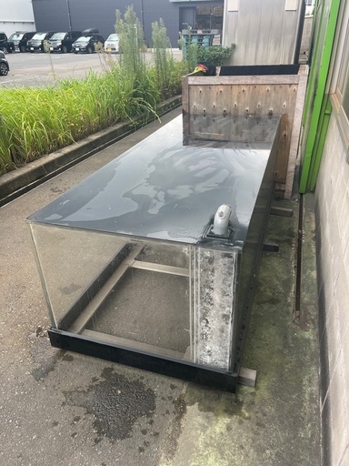 大型アクリル水槽  爬虫類