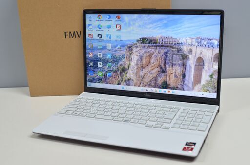 中古ノートパソコン 富士通 AH50/E3 Windows11+office AMD Ryzen 7 3750H/メモリ8GB/SSD256GB/15.6インチ/WEBカメラ/無線/DVDマルチ搭載