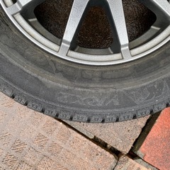 145/80r13 スタッドレスタイヤBRIDGESTONE BLIZZAK VRX2 の画像