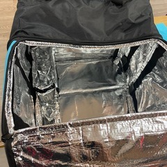 ウォルト　配達カバンや制服の画像