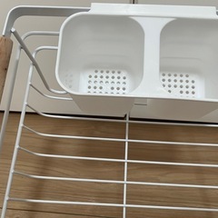 水切りカゴ大容量の画像