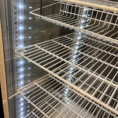 J C Mのショーケースの画像