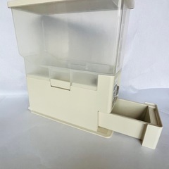 軽量米びつ　6kg
の画像