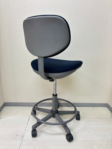 ITOKI JOIFA 602 ネイビー バースタイル椅子