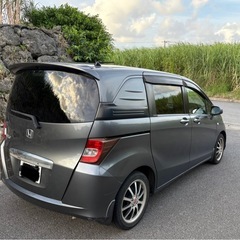 H22年フリード　スパイク車検2年付の画像