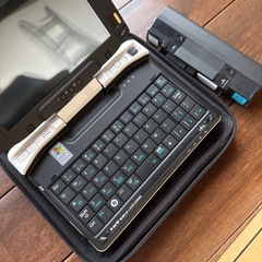 超小型パソコン　FMV LOOX U50WNの画像