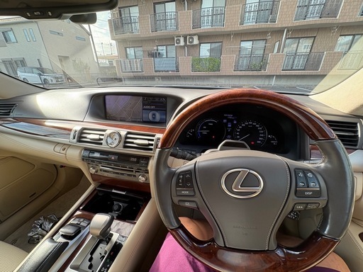 LEXUS LS 600hL 4WD SR 白革 スポーツマフラー