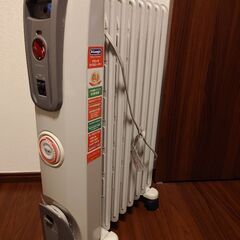 オイルヒーター　デロンギ　H770812EFS