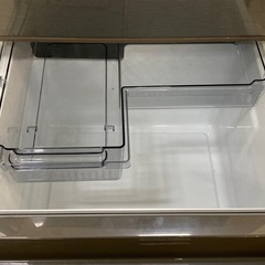 取りに来れる方限定！Hisense(ハイセンス)の3ドア冷蔵庫です！の画像