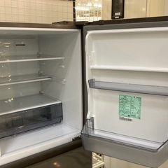 取りに来れる方限定！Hisense(ハイセンス)の3ドア冷蔵庫です！の画像