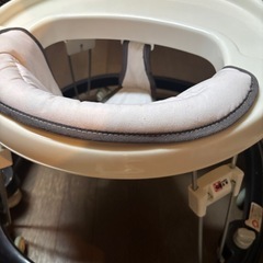 赤ちゃん　歩行器の画像